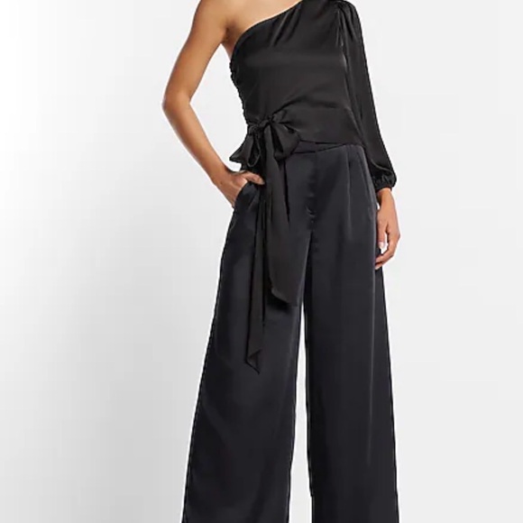 Express Satin One Shoulder Tie Waist Top NWT - Picture 5 of 5